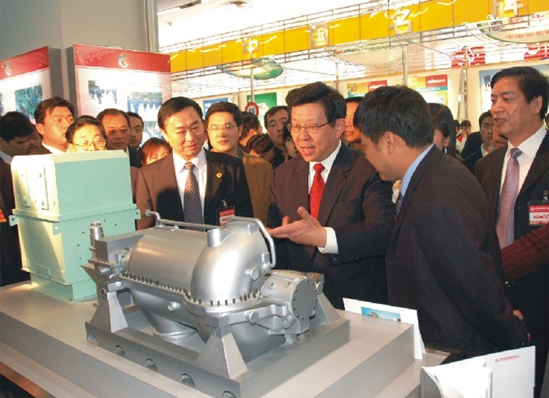 2006时任陕西省长陈德铭来jdb电子游戏展区旅行