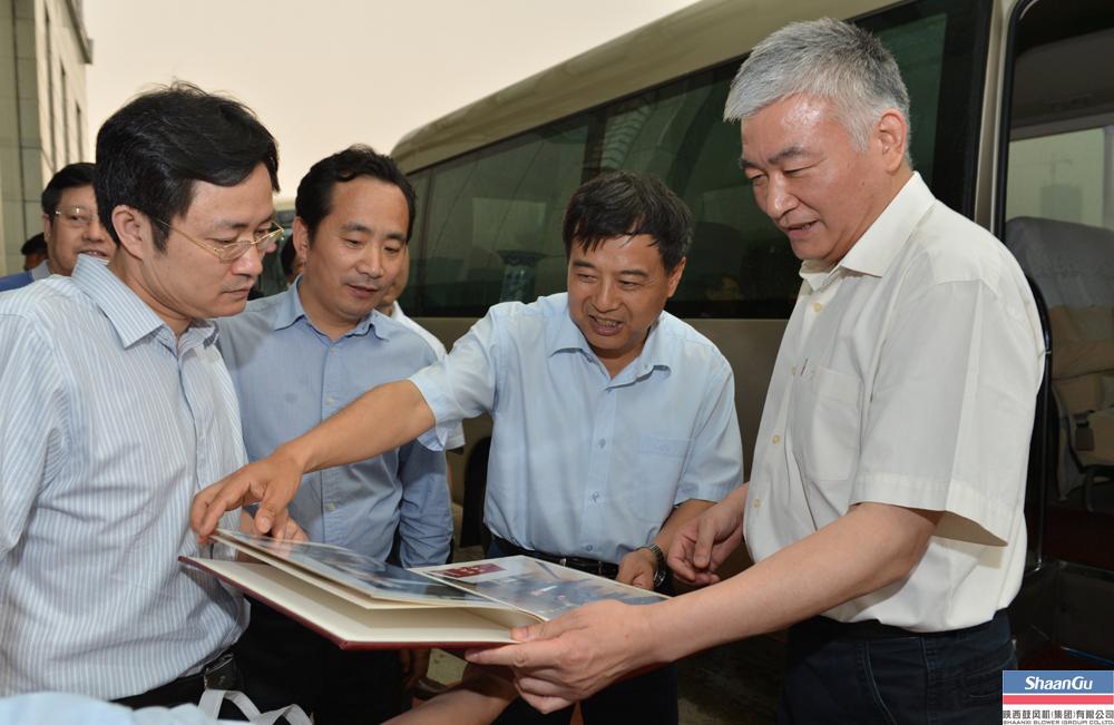 科技部党组书记、副部长王志刚一行来jdb电子游戏调研