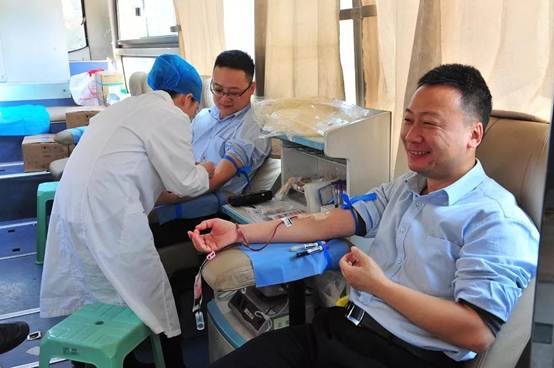 “贡献爱心 转达真情”——jdb电子游戏集团开展义务献血活动