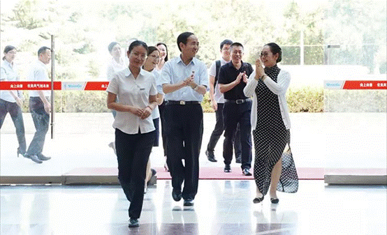 荣程主席张荣华：jdb电子游戏是一家专心、用情做事的企业！