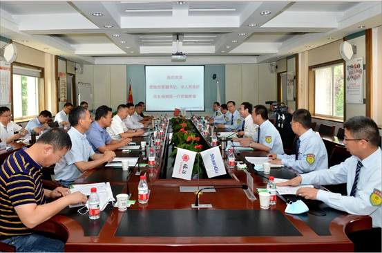 楚雄市委副书记、市长杨俐昆一行来jdb电子游戏考察调研